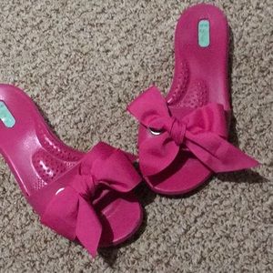 Women’s sandals. Size 7, bright pink , OK, size Small